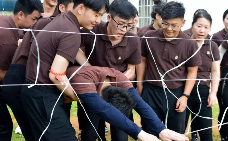 穿越电网拓展游戏技巧